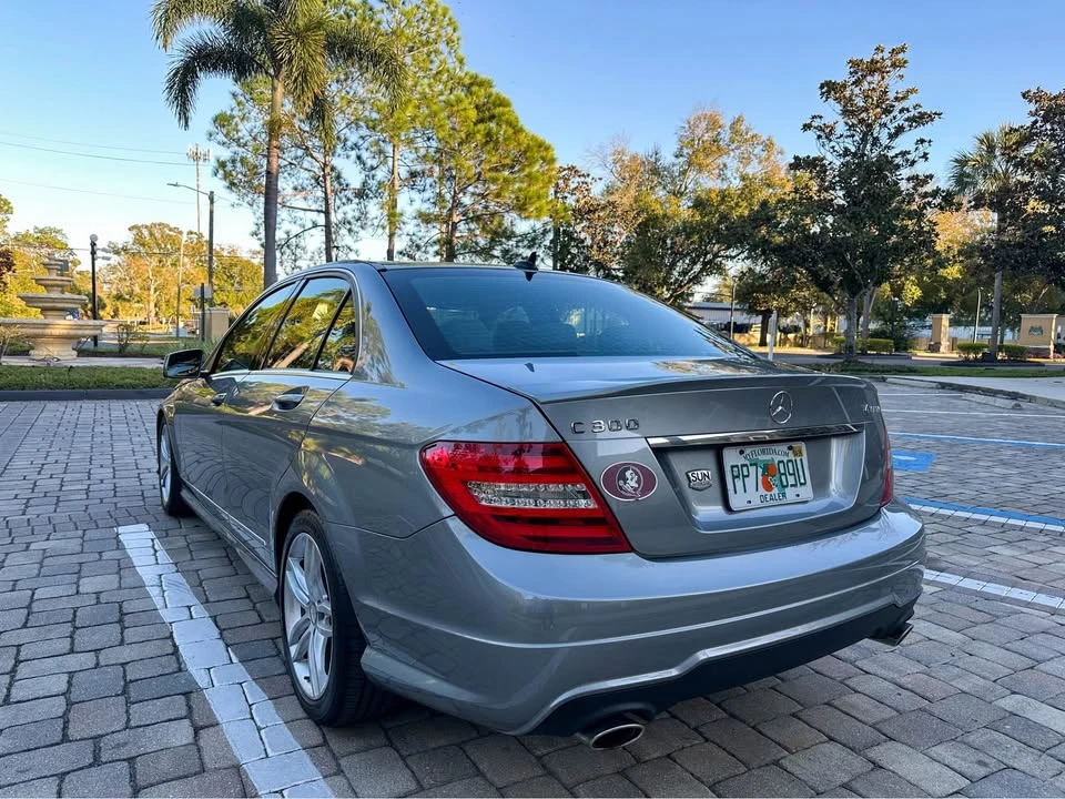 2013 Mercedes-Benz W204 C-Class - Image 6 of 12