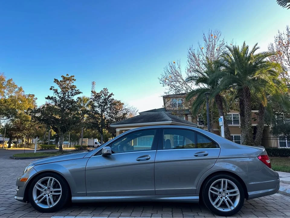 2013 Mercedes-Benz W204 C-Class - Image 4 of 12