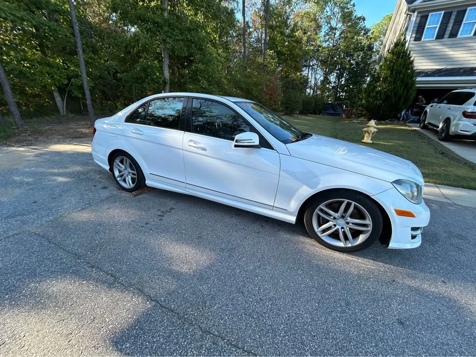 2013 Mercedes-Benz W204 C-Class - Image 7 of 13