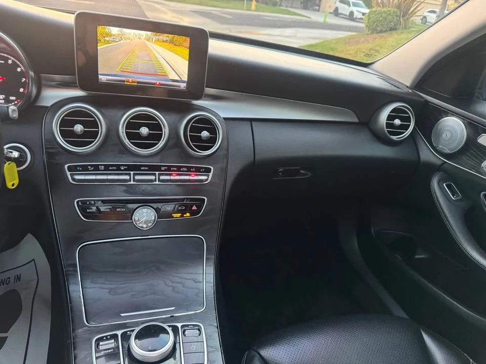 2013 Mercedes-Benz W204 C-Class - Image 10 of 12