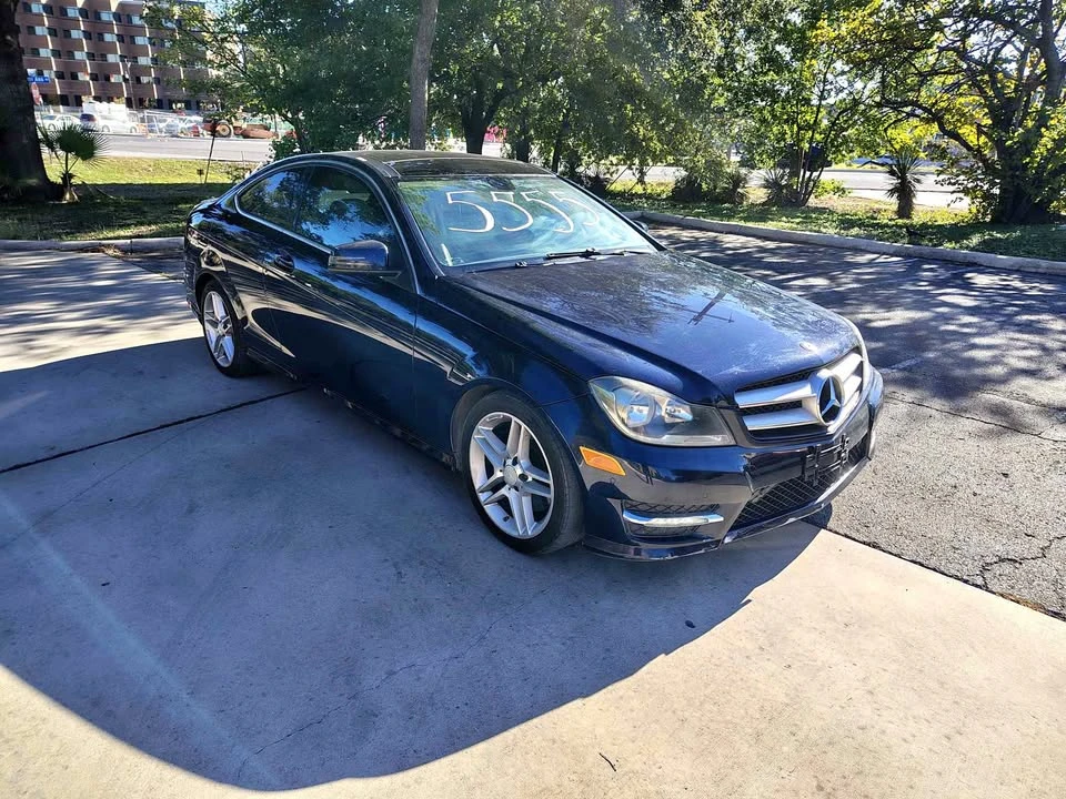 2013 Mercedes-Benz W204 C-Class - Image 2 of 8