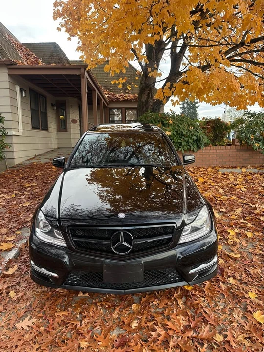 2013 Mercedes-Benz W204 C-Class - Image 2 of 5