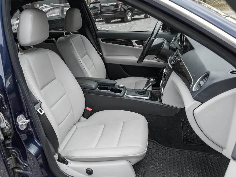 2013 Mercedes-Benz W204 C-Class - Image 6 of 7
