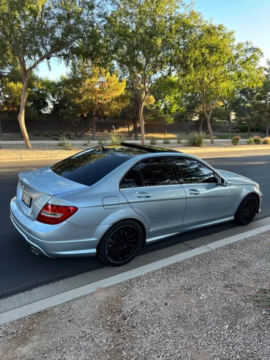 2013 Mercedes-Benz W204 C-Class - Image 5 of 12