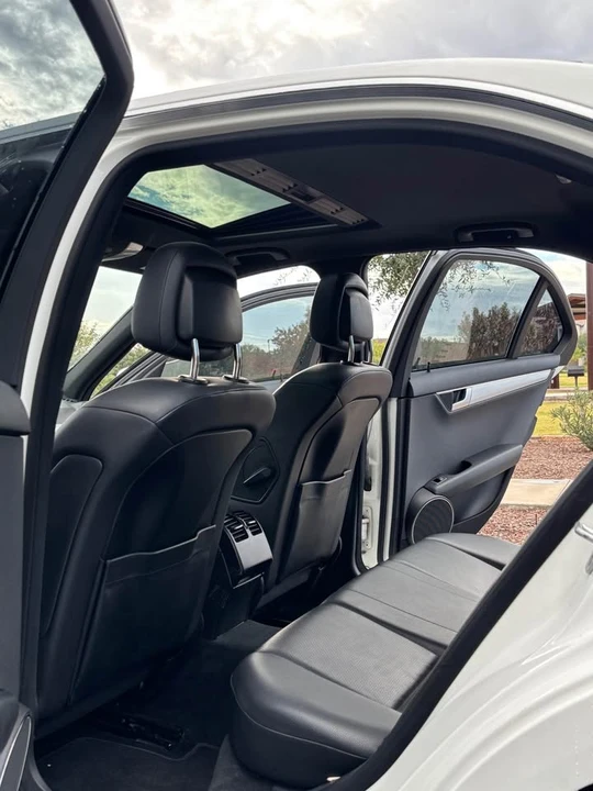 2013 Mercedes-Benz W204 C-Class - Image 14 of 17