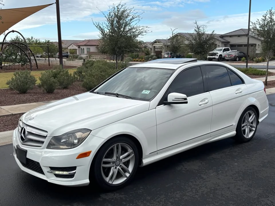 2013 Mercedes-Benz W204 C-Class - Image 8 of 17