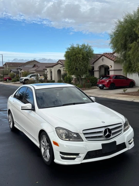 2013 Mercedes-Benz W204 C-Class - Image 7 of 17