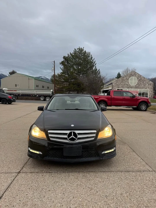 2013 Mercedes-Benz W204 C-Class - Image 2 of 12
