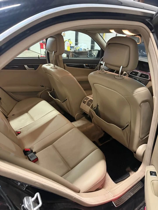 2013 Mercedes-Benz W204 C-Class - Image 11 of 12