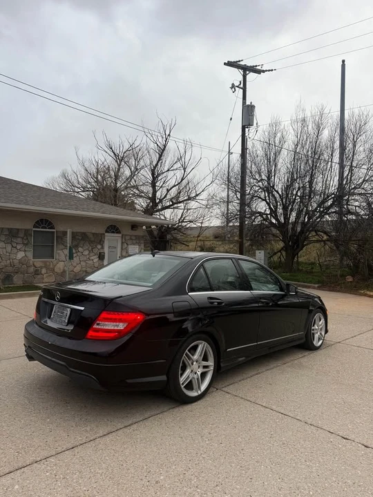 2013 Mercedes-Benz W204 C-Class - Image 5 of 12