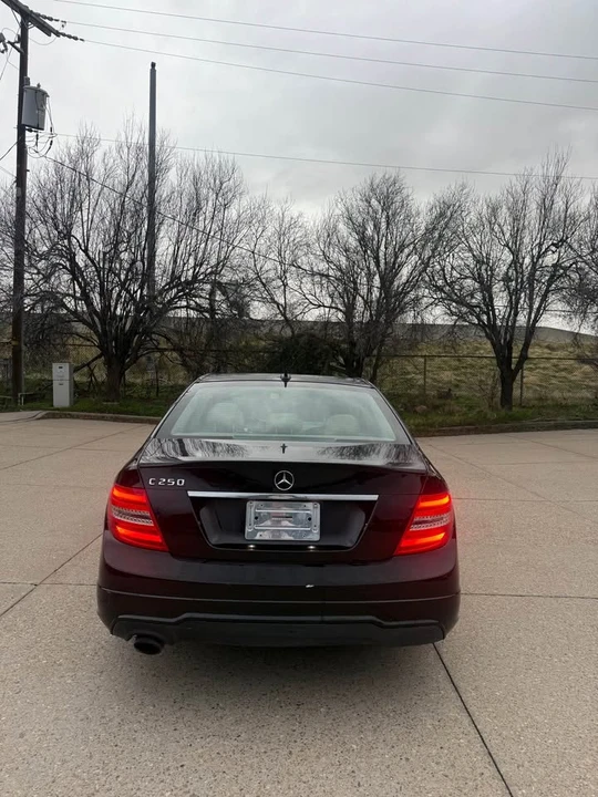 2013 Mercedes-Benz W204 C-Class - Image 6 of 12