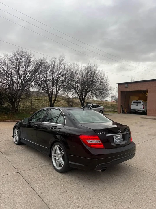 2013 Mercedes-Benz W204 C-Class - Image 7 of 12