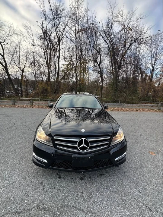 2013 Mercedes-Benz W204 C-Class - Image 2 of 11