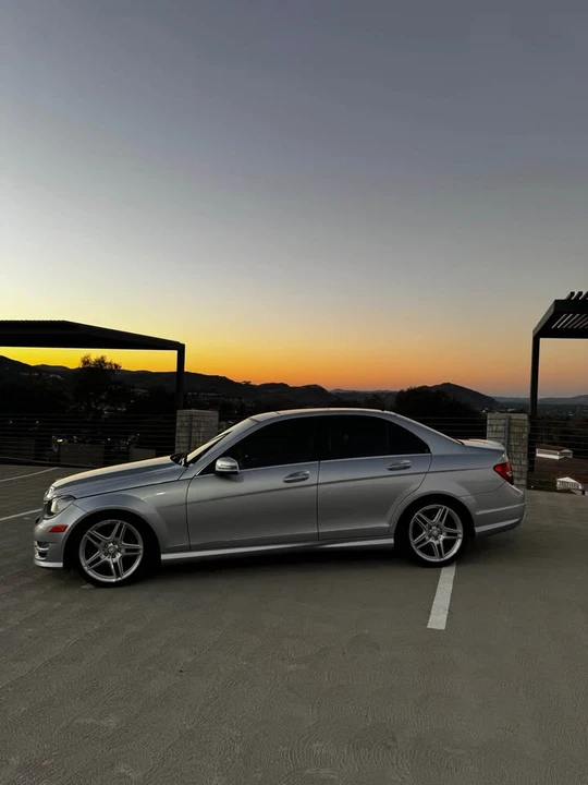 2013 Mercedes-Benz W204 C-Class - Image 2 of 13