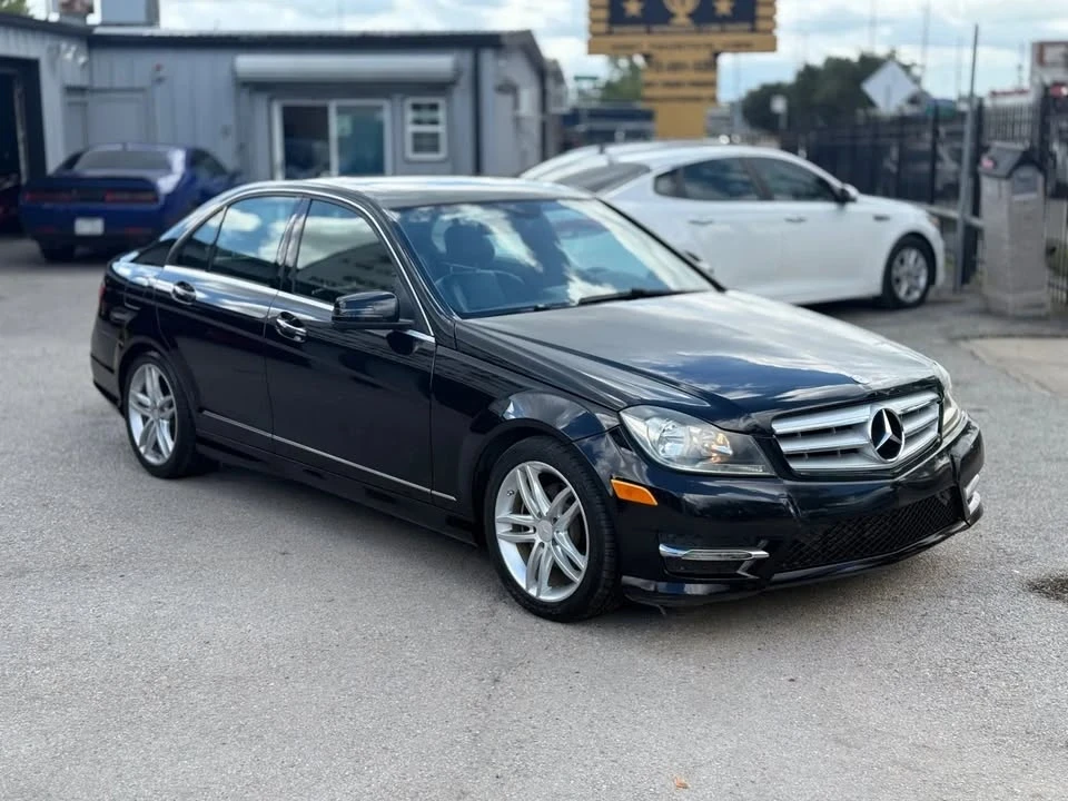 2013 Mercedes-Benz W204 C-Class - Image 3 of 19