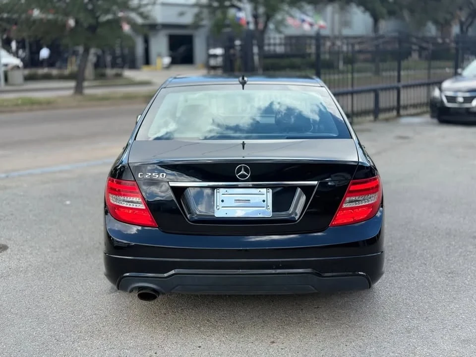 2013 Mercedes-Benz W204 C-Class - Image 5 of 19