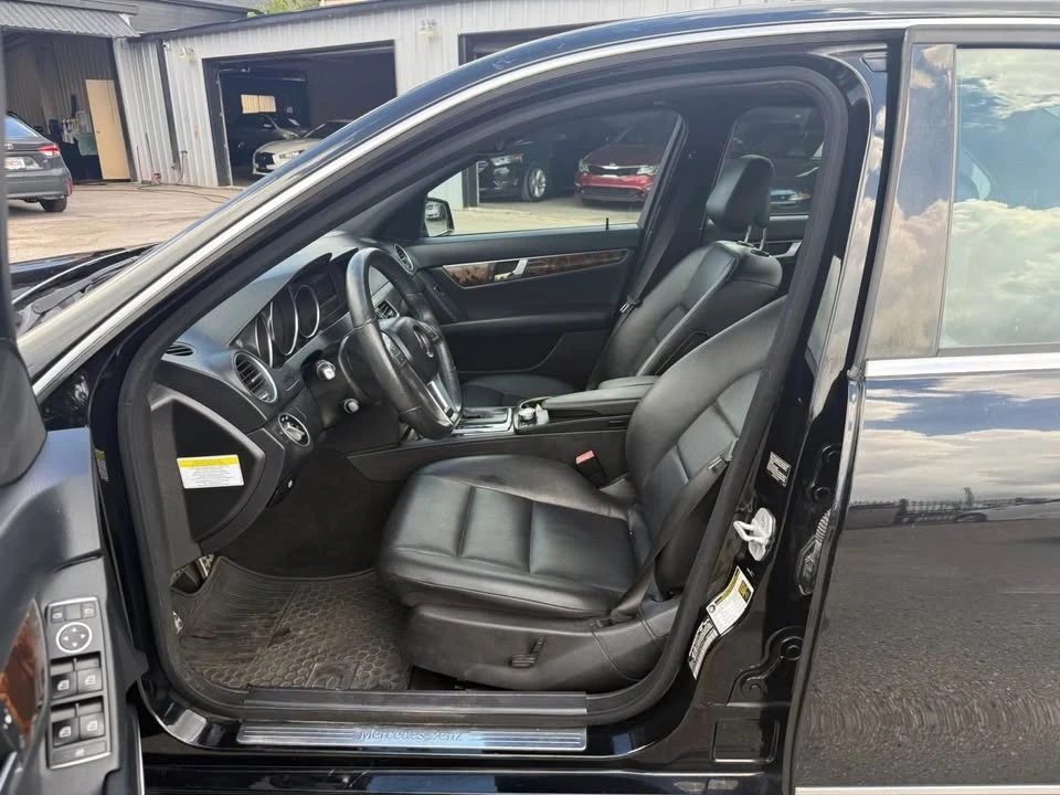2013 Mercedes-Benz W204 C-Class - Image 7 of 19