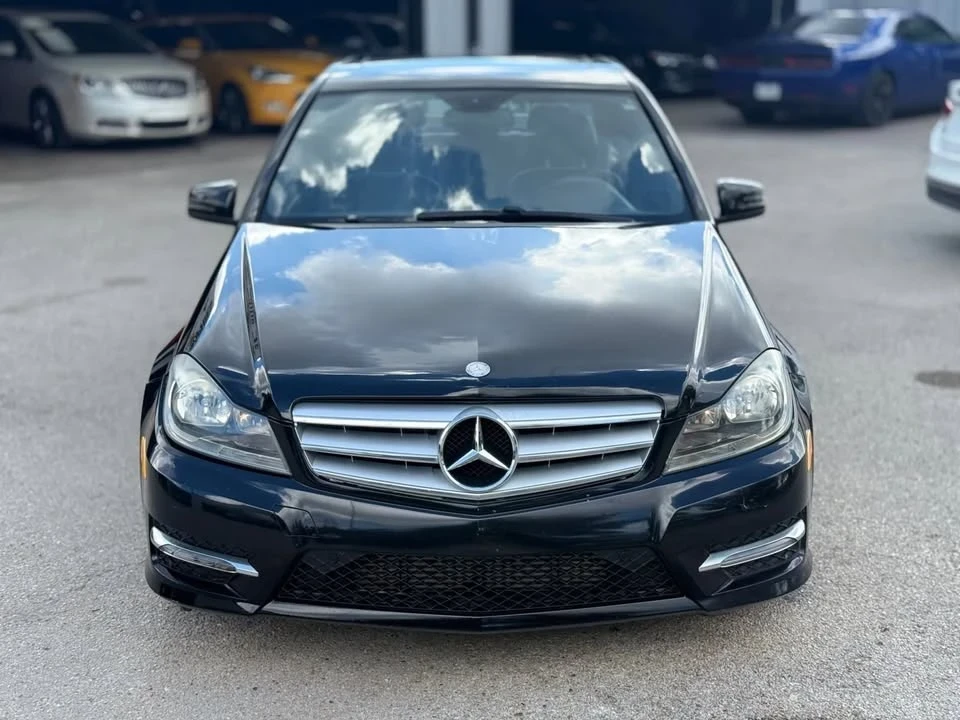 2013 Mercedes-Benz W204 C-Class - Image 2 of 19