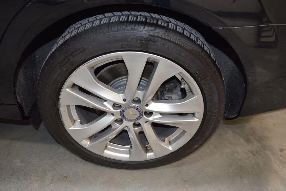 2013 Mercedes-Benz W204 C-Class - Image 11 of 20