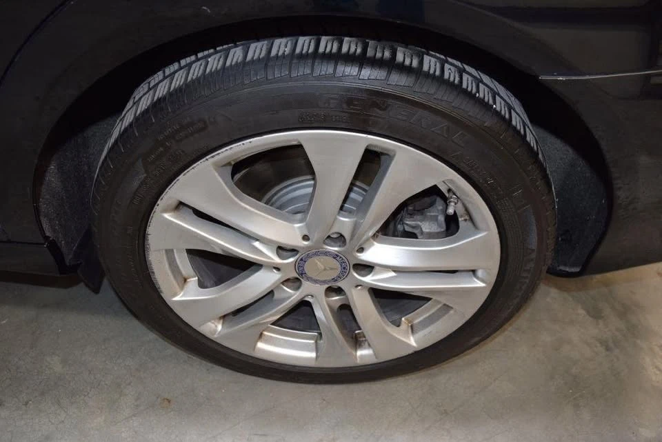 2013 Mercedes-Benz W204 C-Class - Image 15 of 20
