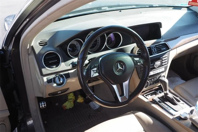 2013 Mercedes-Benz W204 C-Class - Image 5 of 6