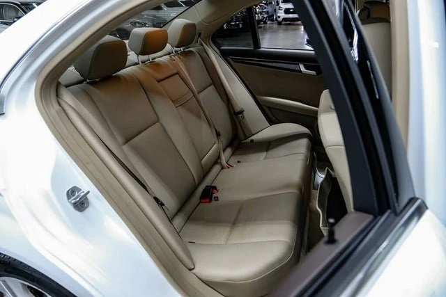 2013 Mercedes-Benz W204 C-Class - Image 14 of 17