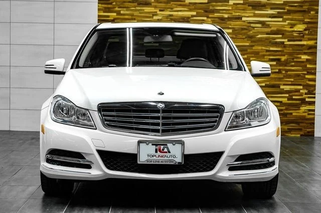 2013 Mercedes-Benz W204 C-Class - Image 2 of 17