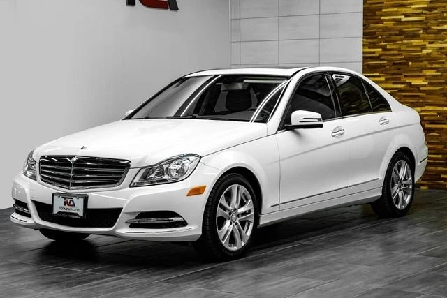 2013 Mercedes-Benz W204 C-Class - Image 3 of 17