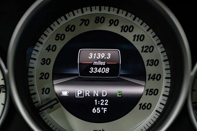 2013 Mercedes-Benz W204 C-Class - Image 10 of 17