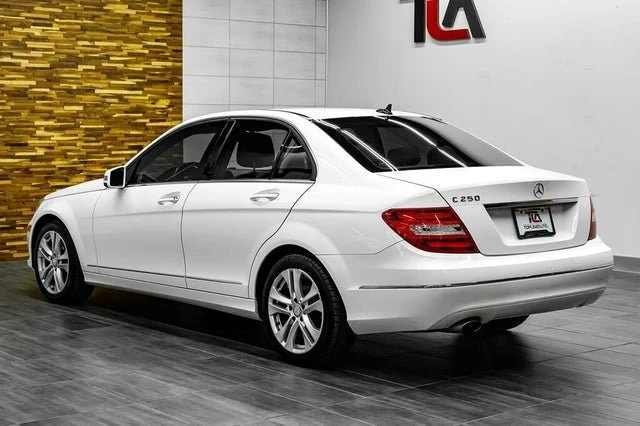 2013 Mercedes-Benz W204 C-Class - Image 6 of 17