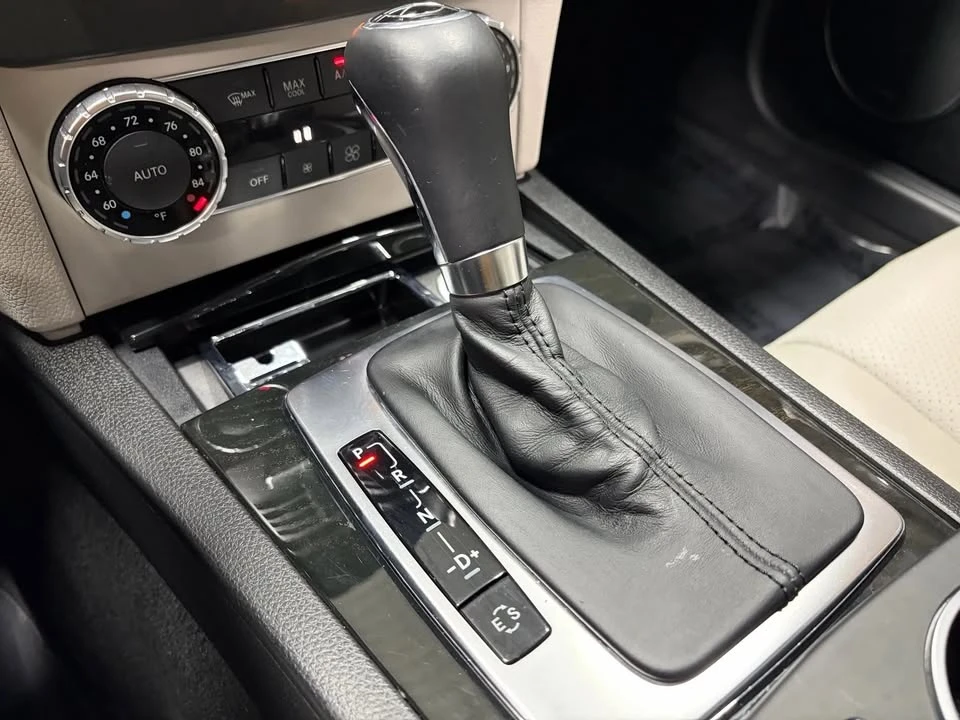 2013 Mercedes-Benz W204 C-Class - Image 15 of 20