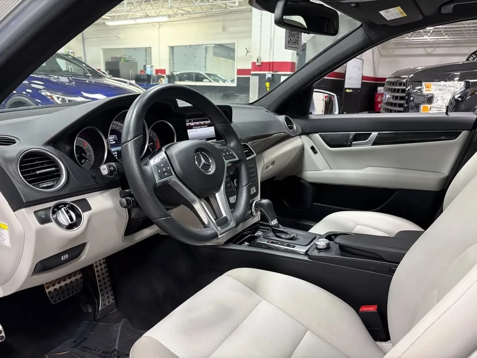 2013 Mercedes-Benz W204 C-Class - Image 6 of 20