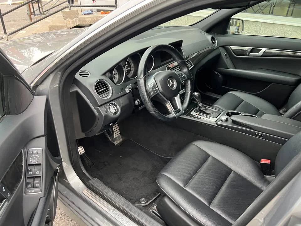 2013 Mercedes-Benz W204 C-Class - Image 7 of 19