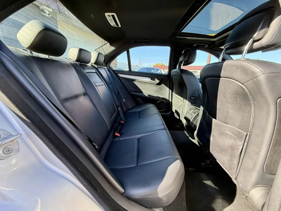 2013 Mercedes-Benz W204 C-Class - Image 11 of 19
