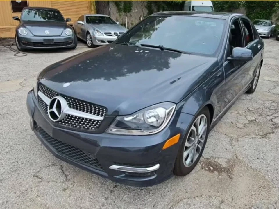 2013 Mercedes-Benz W204 C-Class - Image 4 of 4