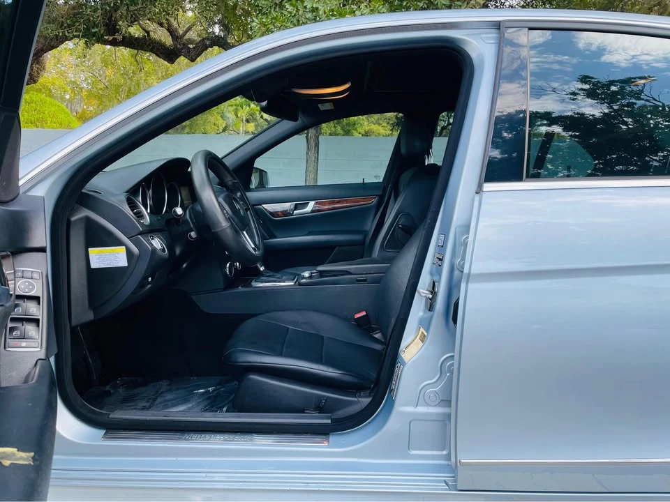 2013 Mercedes-Benz W204 C-Class - Image 3 of 15