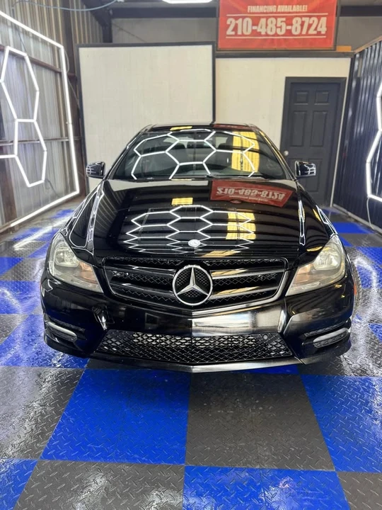 2013 Mercedes-Benz W204 C-Class - Image 2 of 18