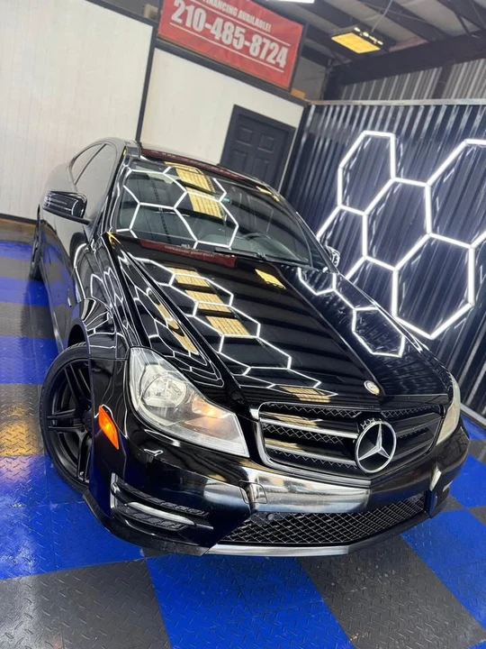 2013 Mercedes-Benz W204 C-Class - Image 4 of 18
