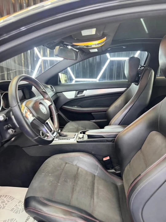 2013 Mercedes-Benz W204 C-Class - Image 11 of 18