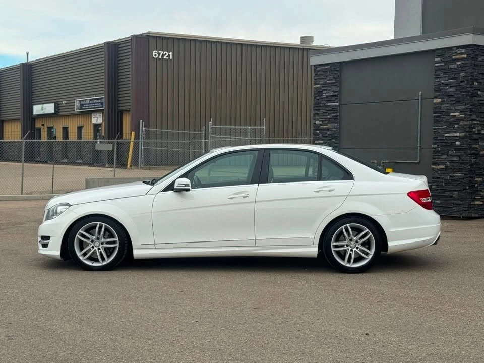 2013 Mercedes-Benz W204 C-Class - Image 7 of 17