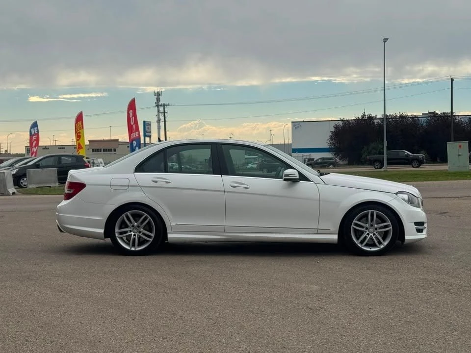 2013 Mercedes-Benz W204 C-Class - Image 9 of 17