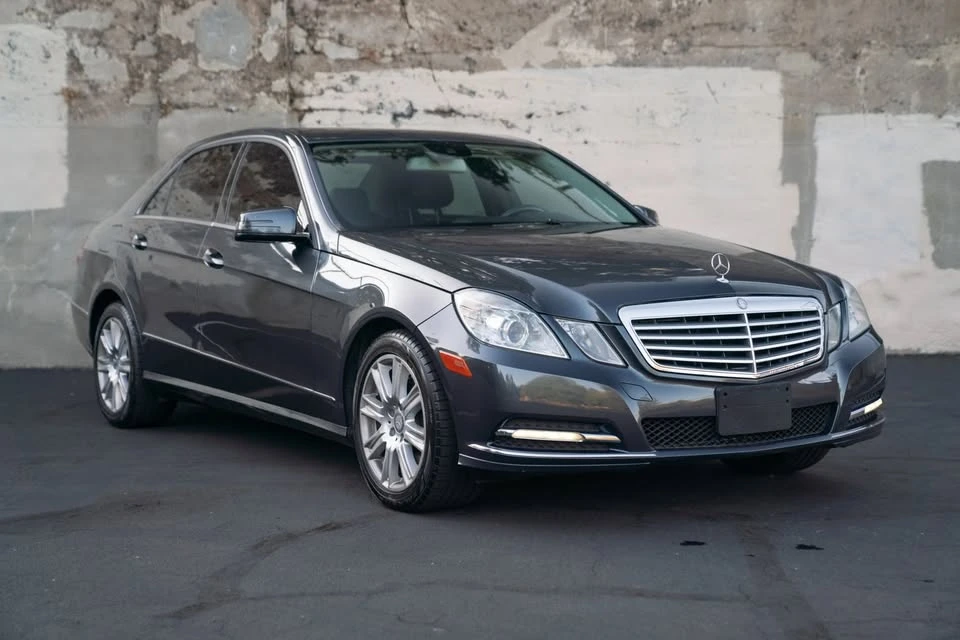 2013 Mercedes-Benz W212 E-Class - Image 2 of 16