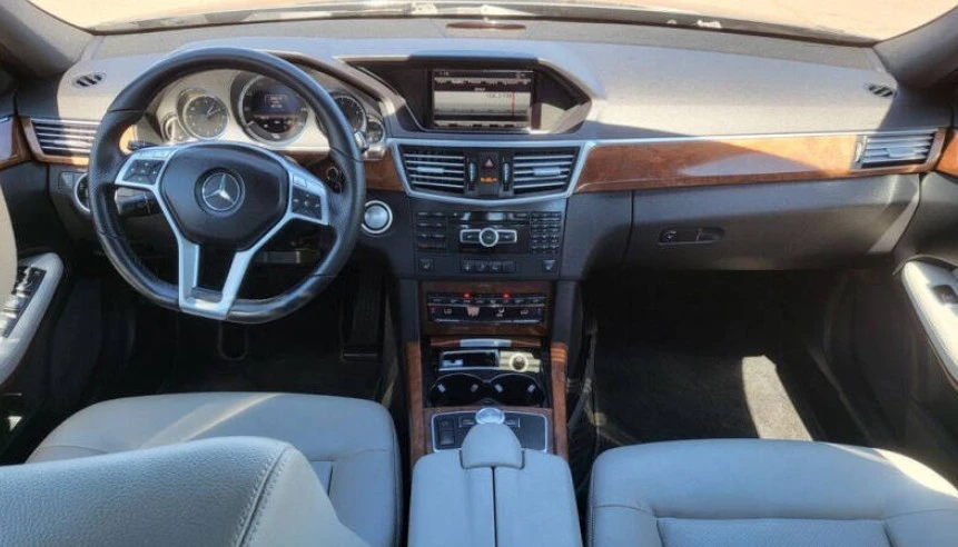 2013 Mercedes-Benz W212 E-Class - Image 12 of 16