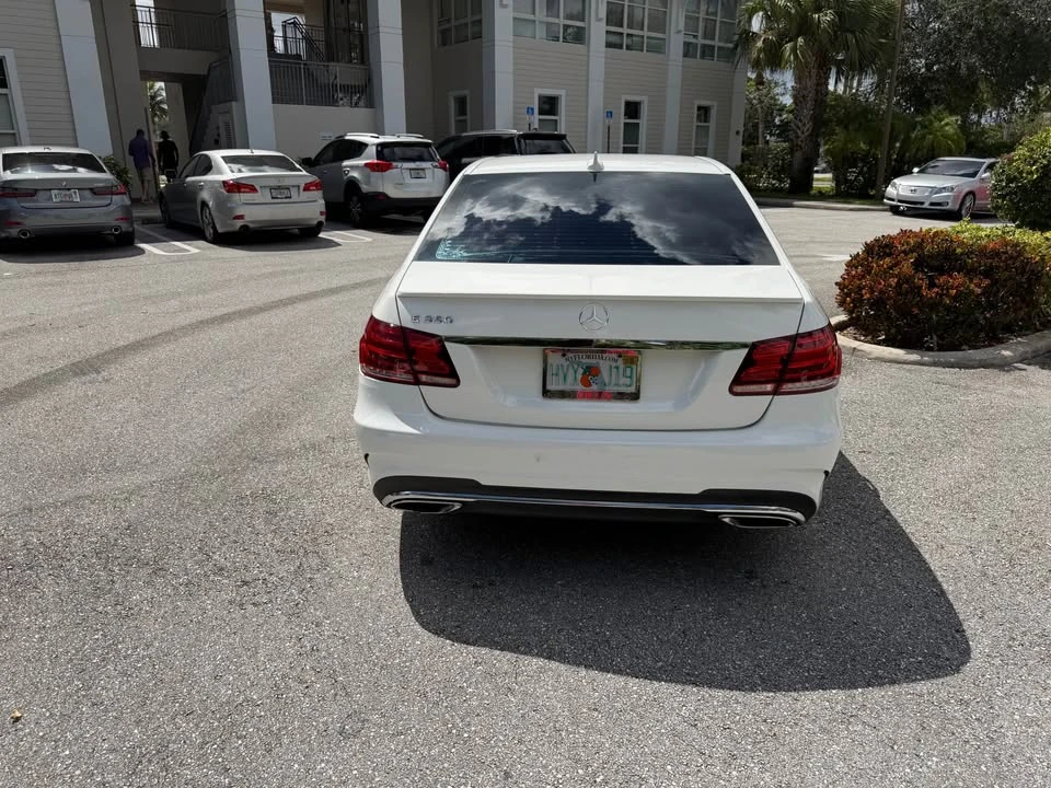 2013 Mercedes-Benz W212 E-Class - Image 3 of 12