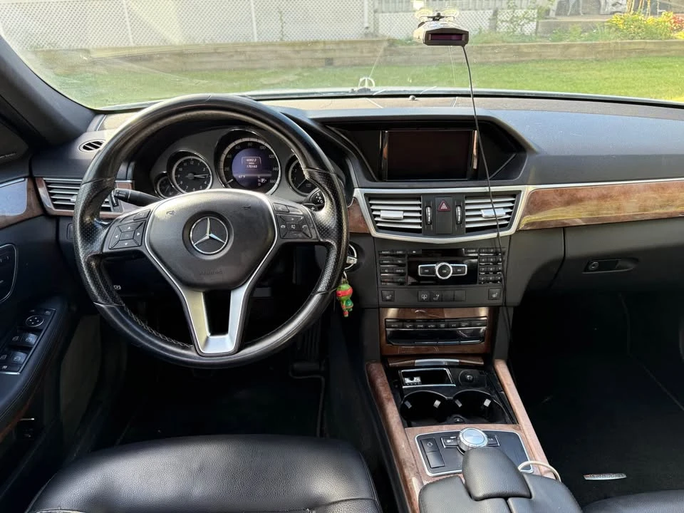 2013 Mercedes-Benz W212 E-Class - Image 7 of 10
