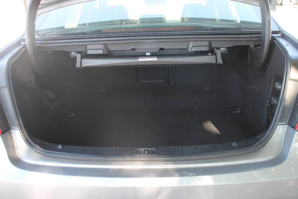 2013 Mercedes-Benz W212 E-Class - Image 16 of 20