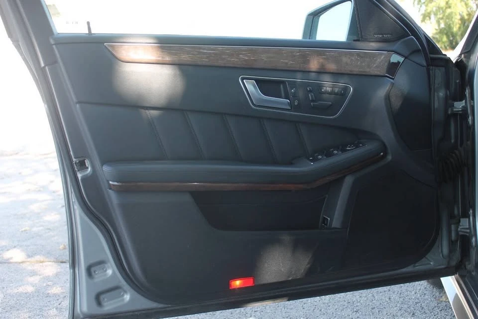2013 Mercedes-Benz W212 E-Class - Image 9 of 20