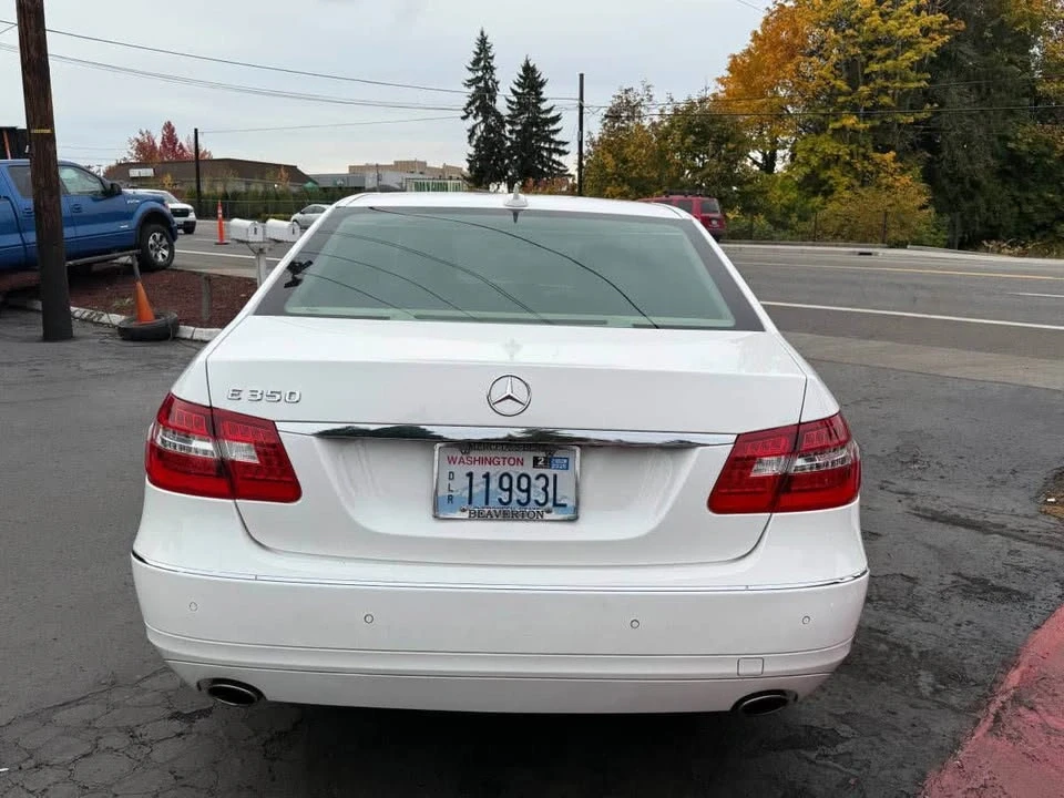 2013 Mercedes-Benz W212 E-Class - Image 2 of 19