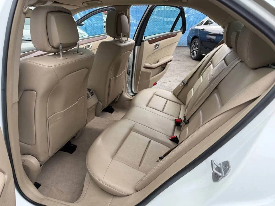 2013 Mercedes-Benz W212 E-Class - Image 14 of 19