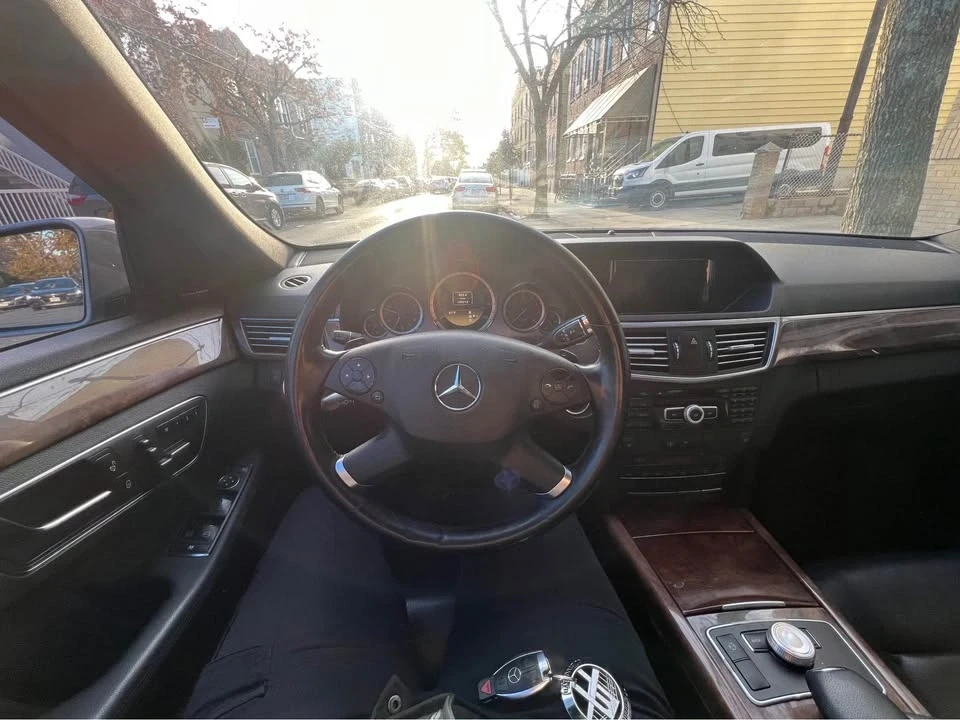 2013 Mercedes-Benz W212 E-Class - Image 8 of 13